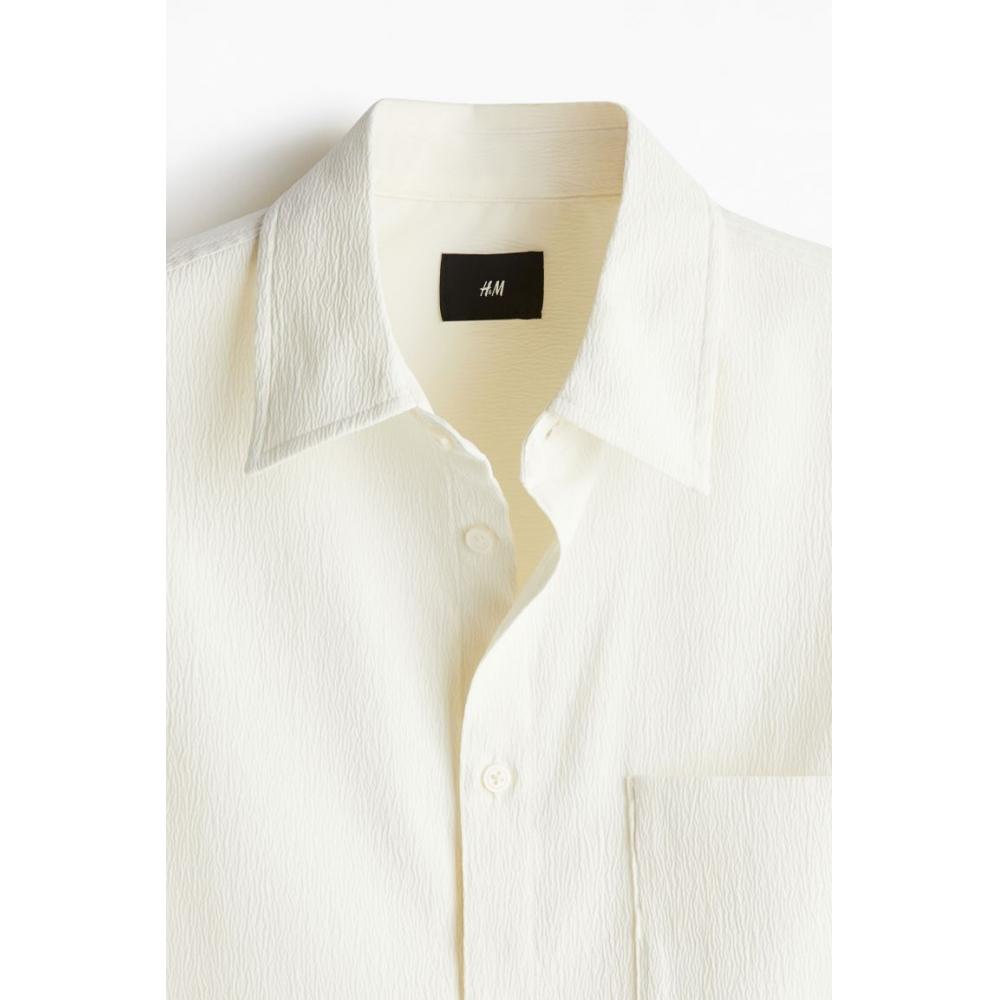 H M Crinkle oversHirt Loose Fit creaM