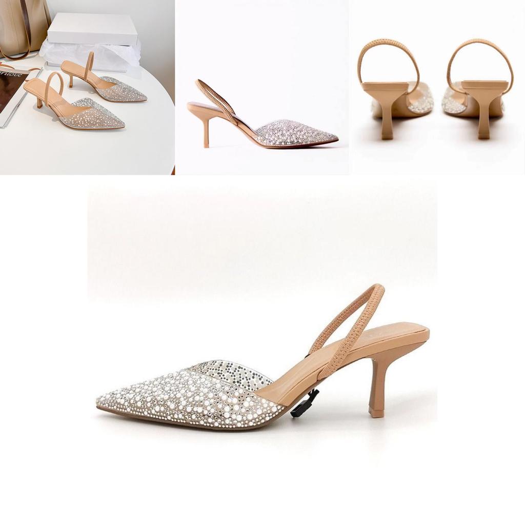 Sandali con tacco con decorazioni di perle per l'estate