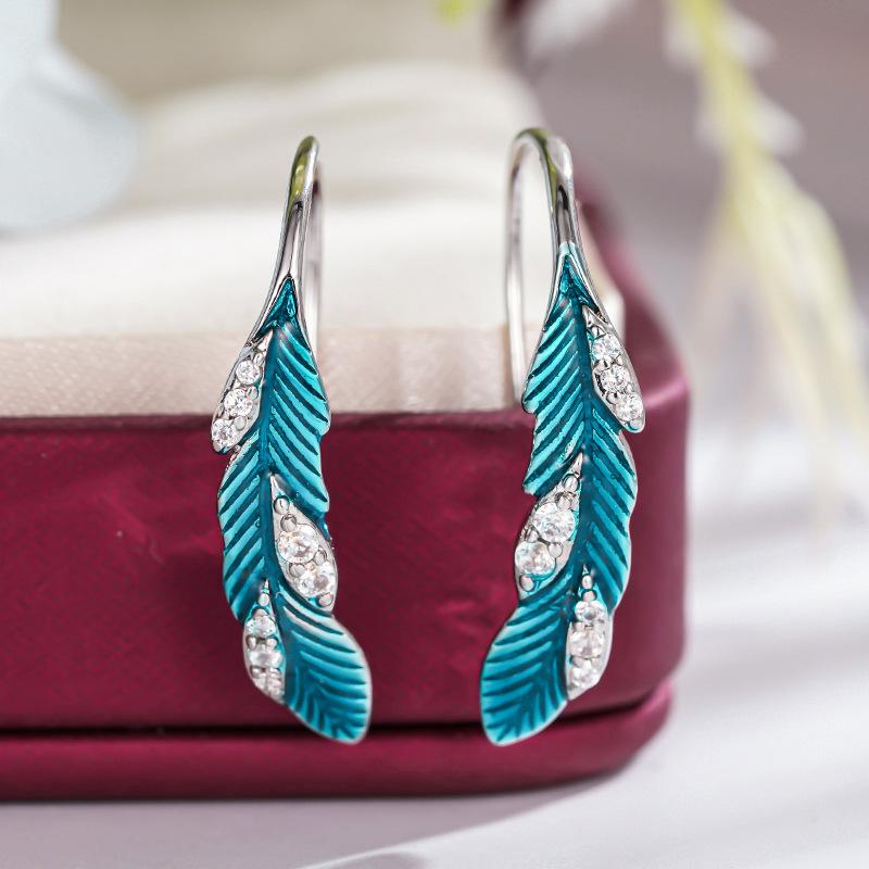 Micro-inlaid zircon stud earrings for women, exquisite feather oil accessories TikTok
