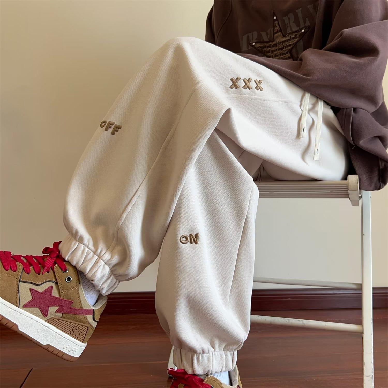 

Fleece sweatpants men s loose autumn and winter new fashion trend embroidered leggings M абрикосовый