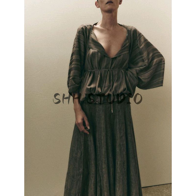 Autumn New Women clothes French style Laminated Decoration V-neck Bow Lace-up Fluffy Jacquard Top 8247011