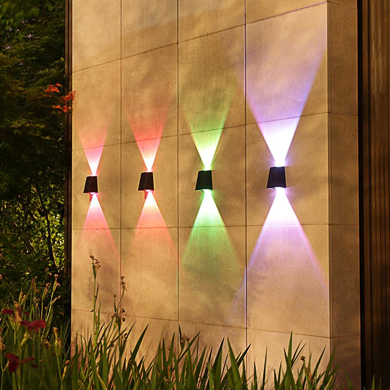 Solar Waterproof Wall Washer Light: Outdoor Courtyard Villa Decoration, Up/Down Lighting for Garden Atmosphere.