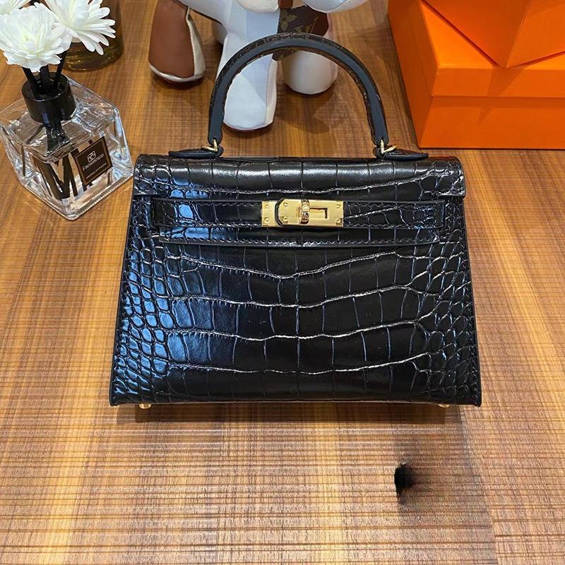 Grenzüberschreitende Hersteller Großhandel Damenhandtaschen 2023 neue Handtaschen aus Leder mit Palmenmuster tragbare Schulter-Umhängetaschen Damenhandtaschen große Kapazität