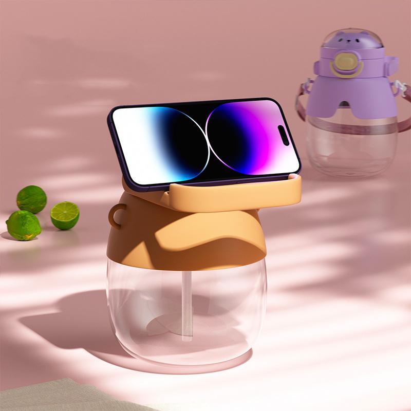 Großvolumiger Becher mit großem Bauch und Strohhalm, Tragbarer Kinder-Wasserbecher mit zwei Trinköffnungen