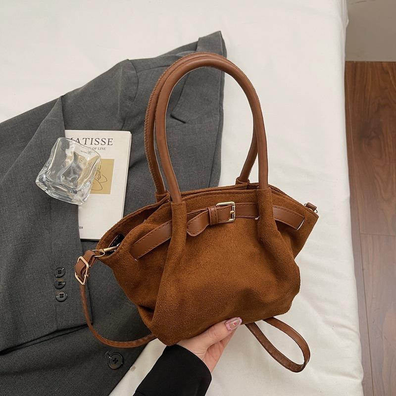 Autumn and winter niche suede bag women's new versatile messenger bag fashion handbag small bag