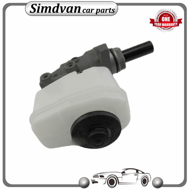 Brake Master Cylinder 47028-60030 4702860030 For Toyota Land Cruiser Prado RHD GRJ120 KDJ120 KZJ120 2002-2009