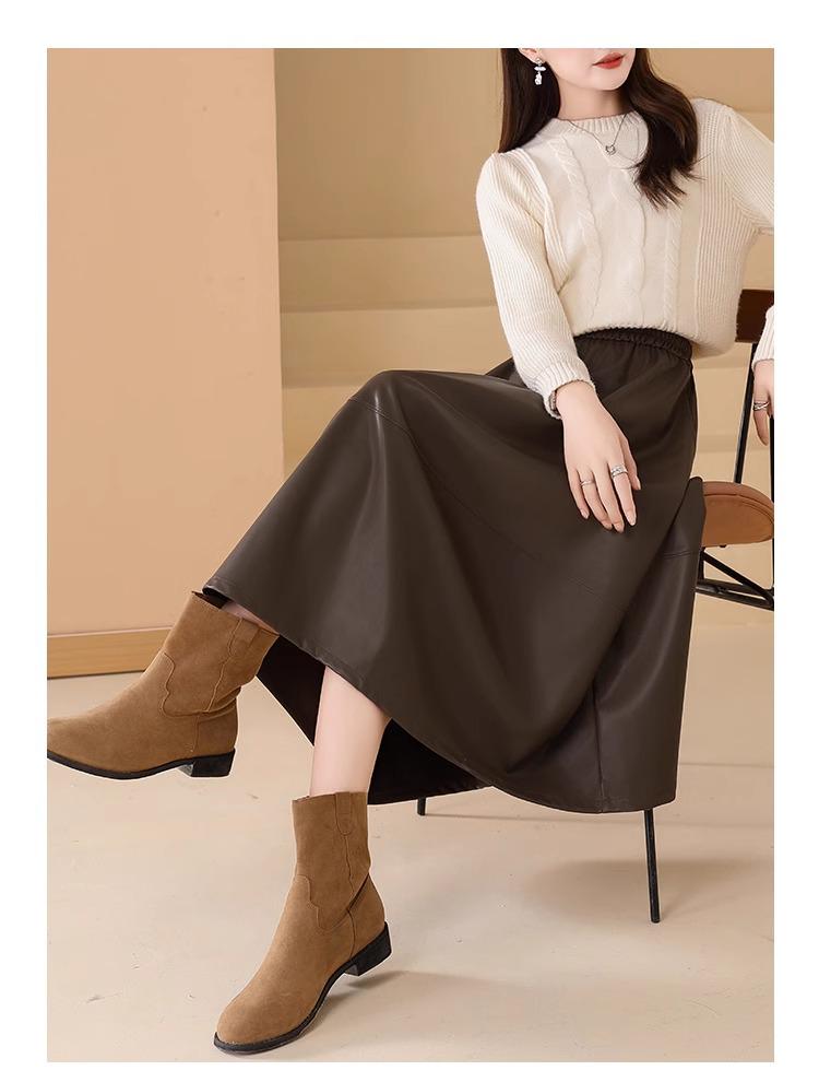 Hepburn Style A-Line Matte PU Leather Skirt: Retro Mid-Length, Elastic Waist, Large Swing, Autumn/Winter