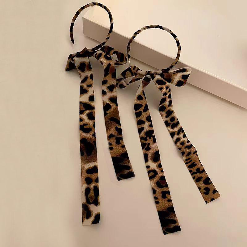 

Exaggerated Leopard Print Streamer Earrings Premium Earrings 925 Silver Needle Earrings Sweet Bow Long Earrings
