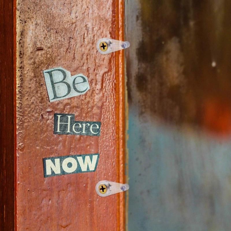 50PCS Glass Clip Set Strong & Sturdy Clips with Screws for Cabinet Glass Fixing