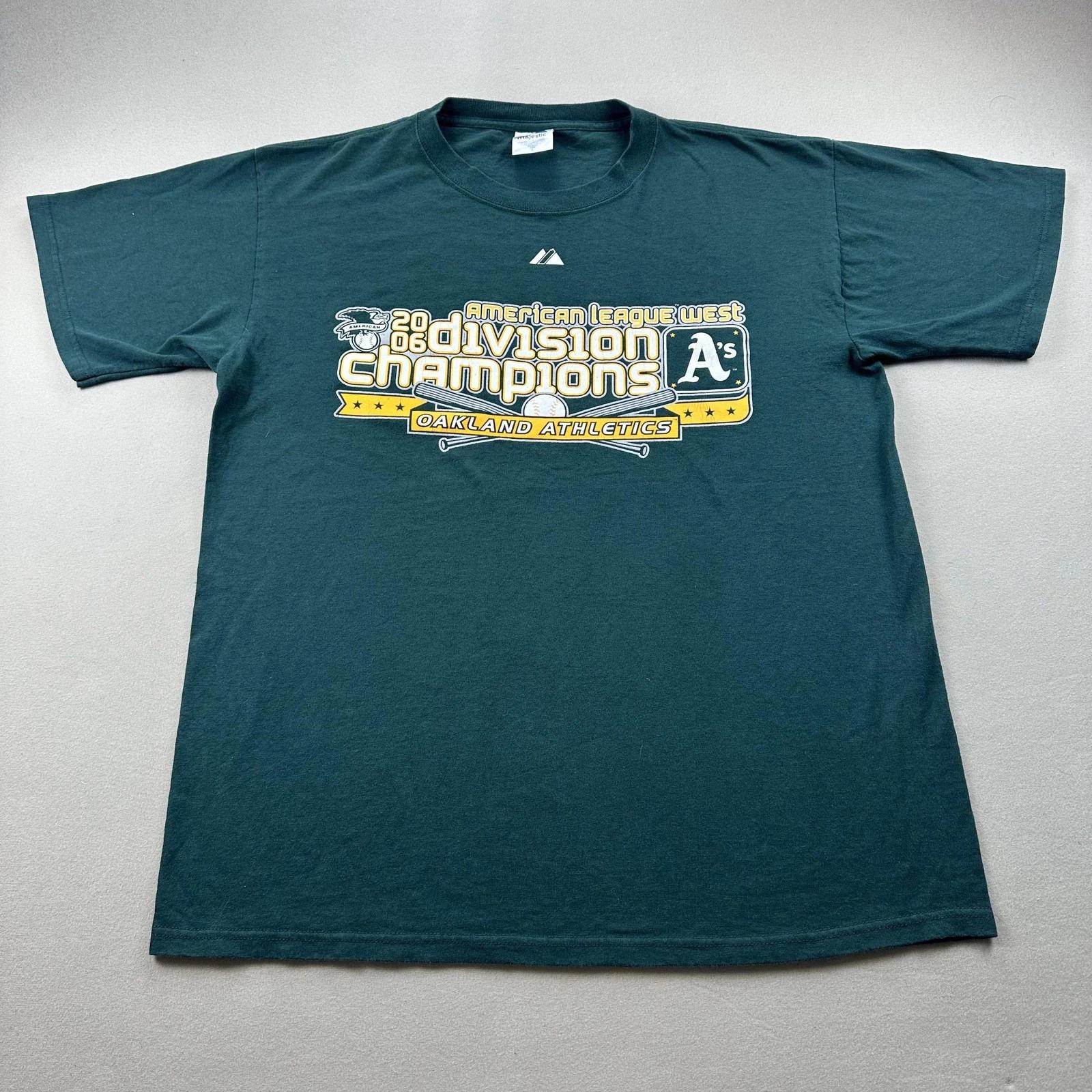 Vintage Oakland Athletics T-Shirt Mens Large Green Majestic MLB Baseball Champs 2XL