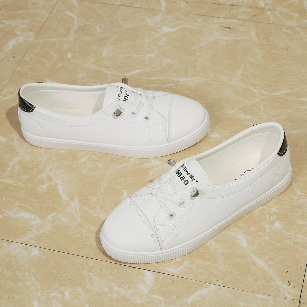 2026 Spring New Fashionable Flats Comfortable Soft Sole White Shoes for Women's Casual Shallow Mouth Shoes Slip on Large Size