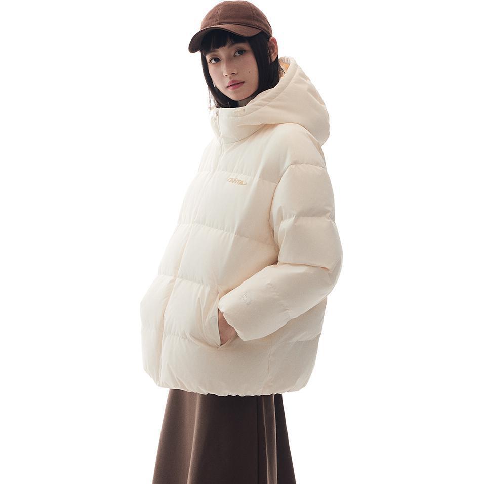 Anta Serie Stile di Vita Sportivo Serie Pioniere Cerniera con Lettere Felpata Comoda Traspirante Ampia Giacca in Piumino Capospalla Donna Vaniglia Crema 962448905-2