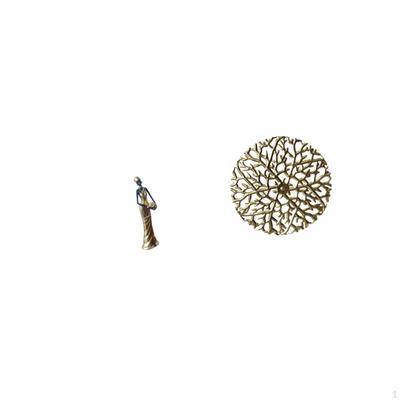 African Tribal Lady Metal Wall Sculpture Figurine Lightweight Decorative Rustic Scenic Wrought Iron