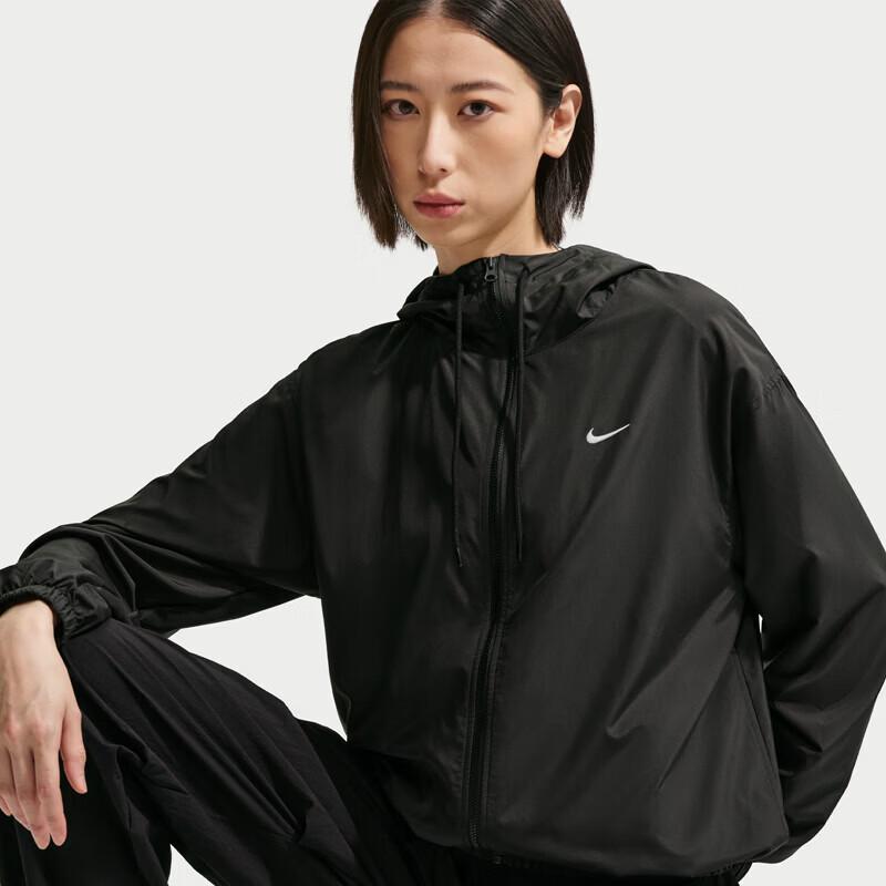 Nike Women's Versatile Hooded Woven Sport Jacket