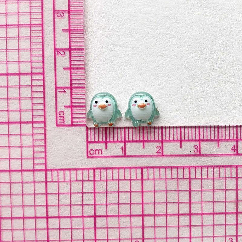 50Pcs  Cute Mini Cartoon Penguin Resin Figurine Crafts Flatback Cabochon Ornament Jewelry Making Hairwear Accessories