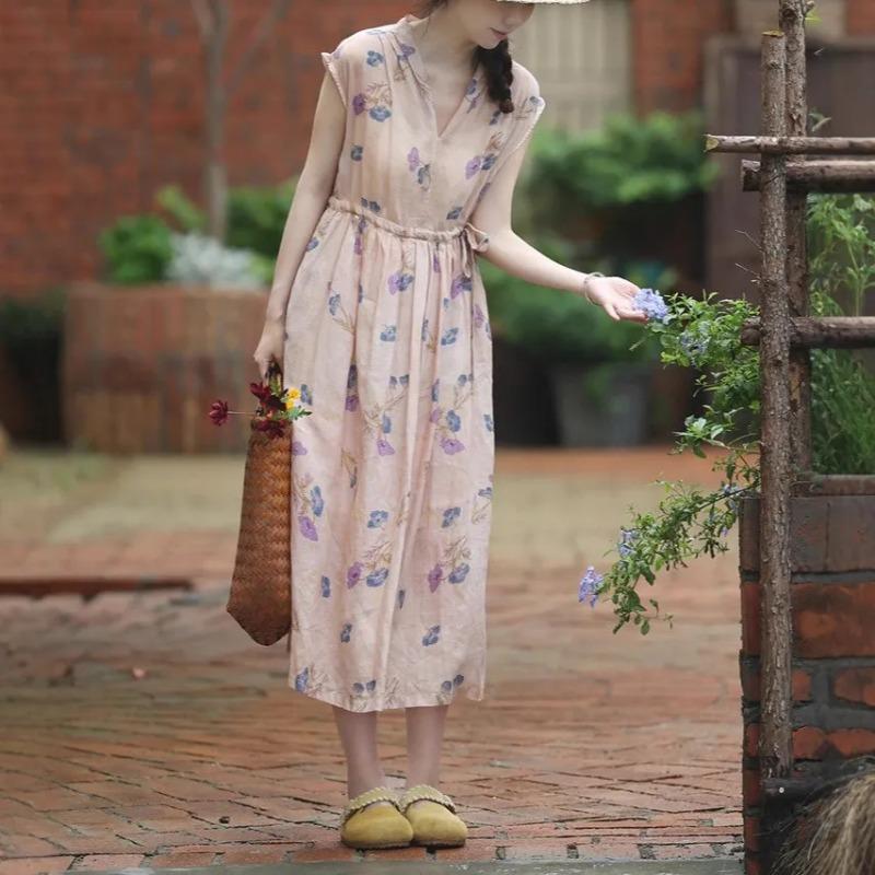 

Женское летнее цветочное платье-миди без рукавов с кулиской на талии, повседневное M розовый