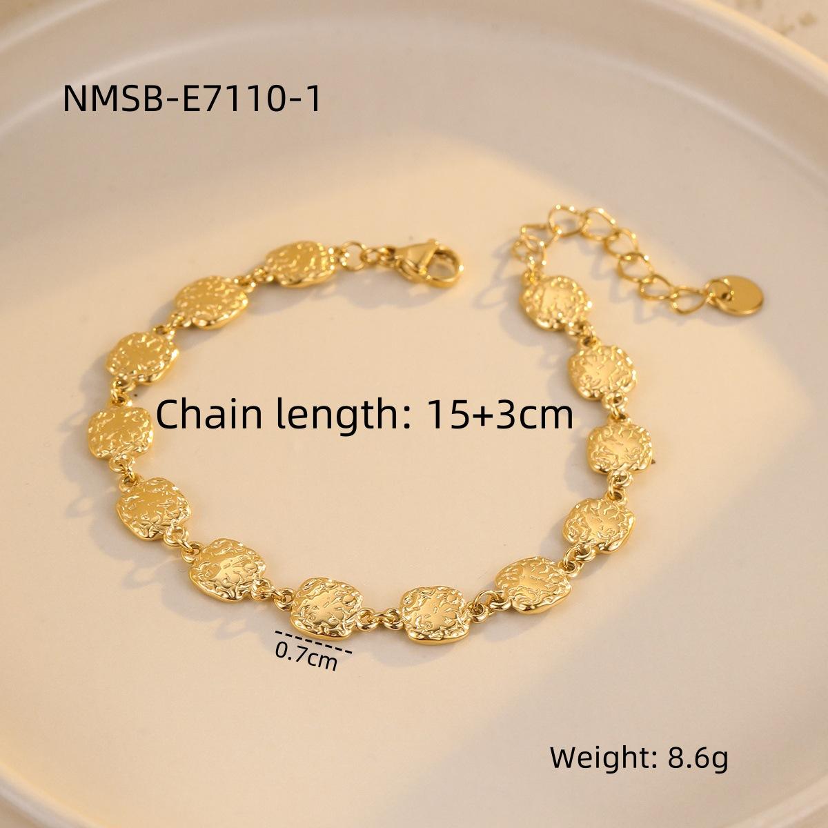 

European and American Style Versatile Stainless Steel Non-Fading Square Hammered Bracelet for Women, Niche High-End Titanium Steel Jewelry 18K