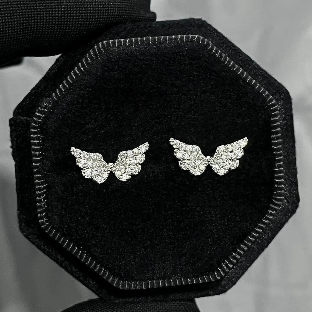 1Pairs Shiny Cross Zircon Ear Bone Nail Y2K Silver Color Earring for Women Cochlear Accessories Bling Angel Wing Screw Luxury