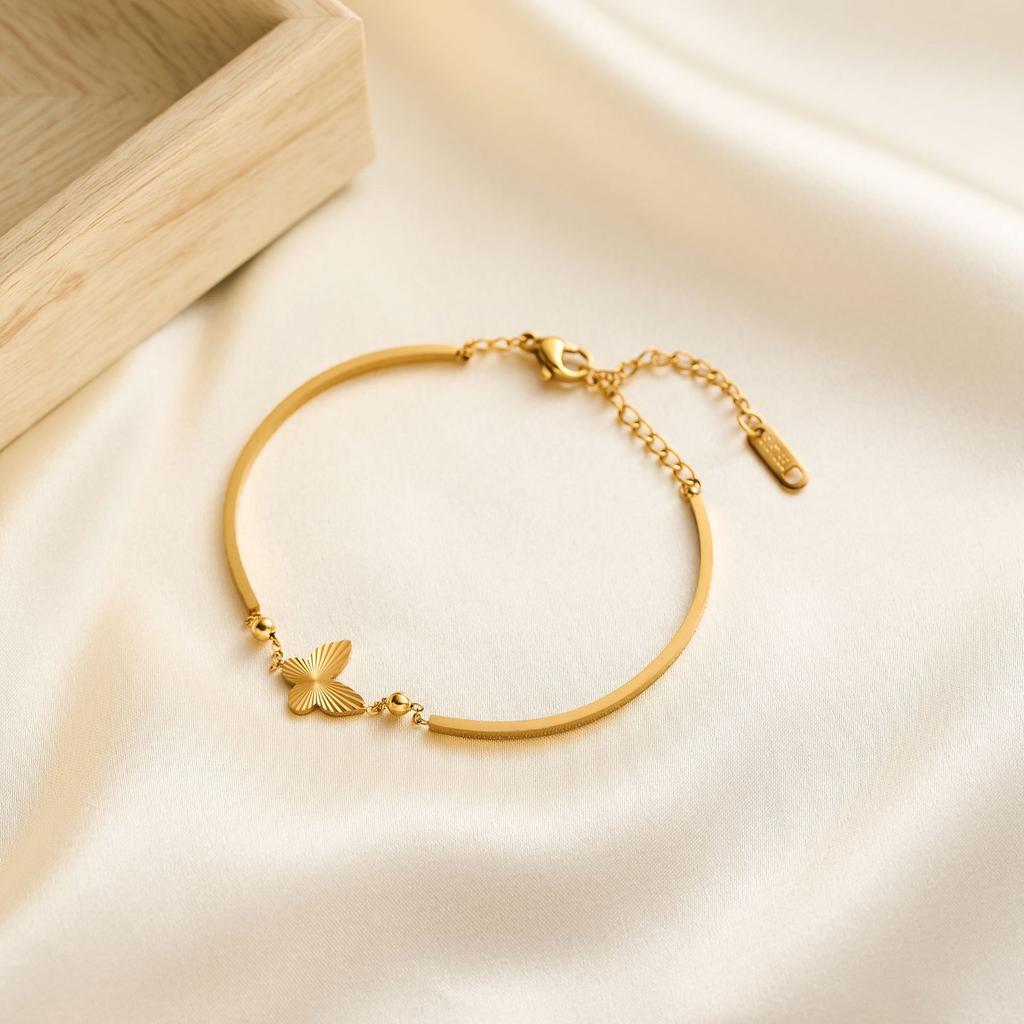 Süßes Exquisites Schmetterlings-Charms-Armband für Frau Mädchen Edelstahl Goldfarbe Verstellbare Ketten Zirkon Geschenke Großhandel