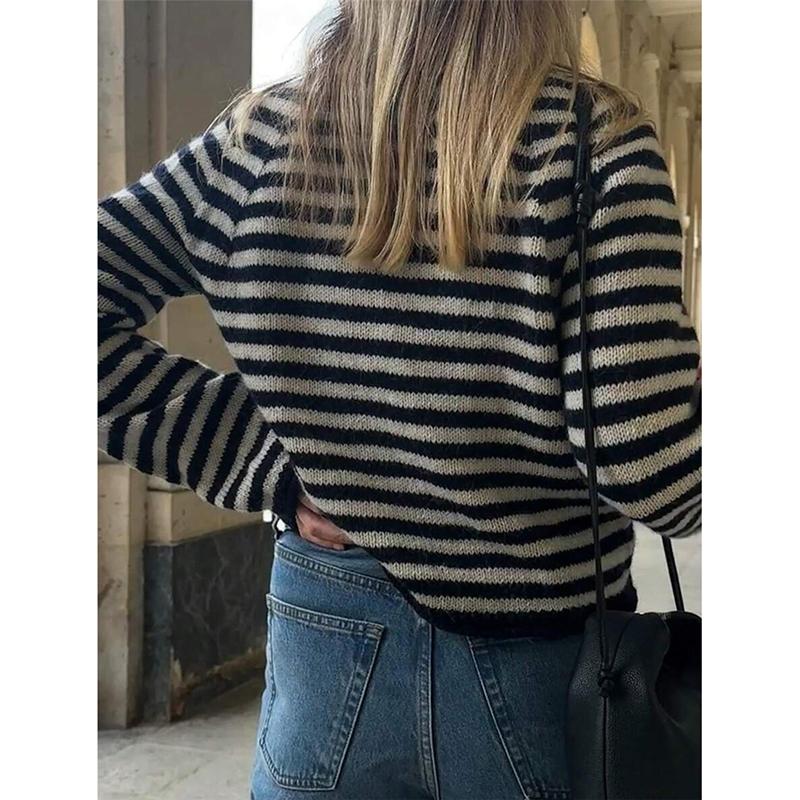 Autumn and Winter New Product Simple Contrasting Color Striped Round Neck Knitted Pullover Long Sleeved Elegant Sweater