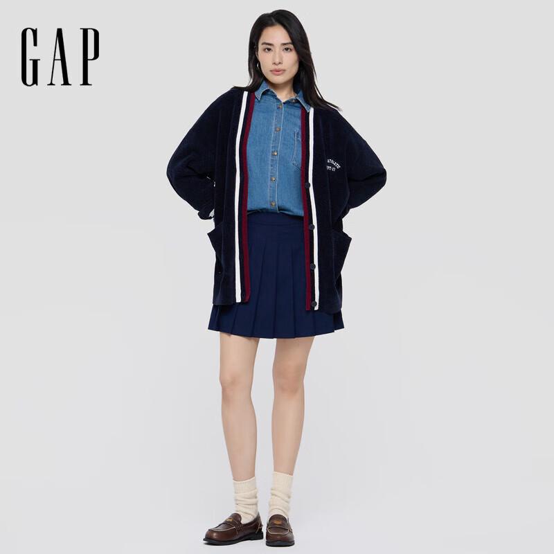 

Gap Women s Logo Embroidered Chenille V-Neck Knit Cardigan L