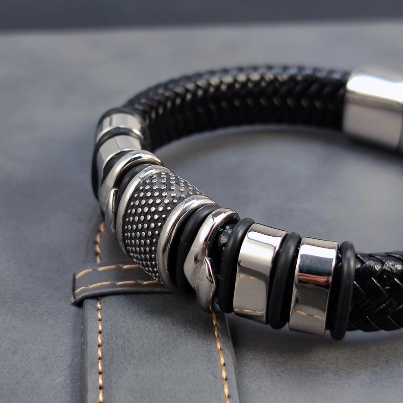 Punk Men Bracelet Leather Bracelet Stainless Steel Clasp Magnet Atmosphere Trendy Bracelet Brangle Jewelry for Men Sales
