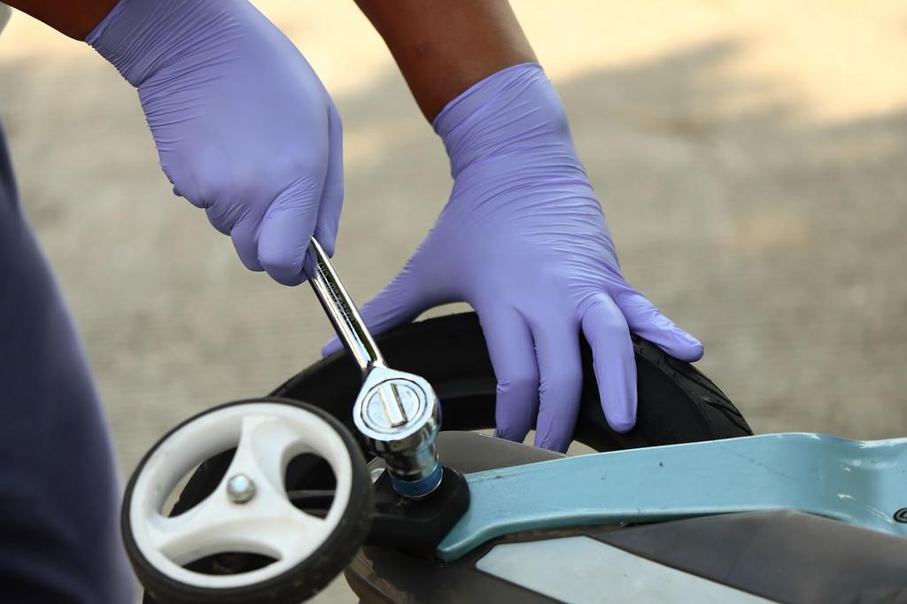 Naviroll medisinsk nitril 1 eske ark x 10 [AS ONE] [Kassesalg] hansker, pudderfrie, engangs, (100 bokser) (S)