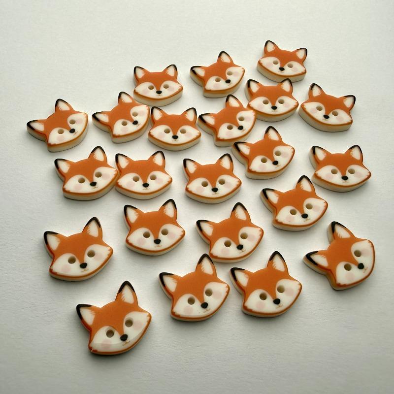 10Pcs Cute Cat Buttons 12mm Small Kitten Head White Resin 2-hole Buttons Clothing Accessories