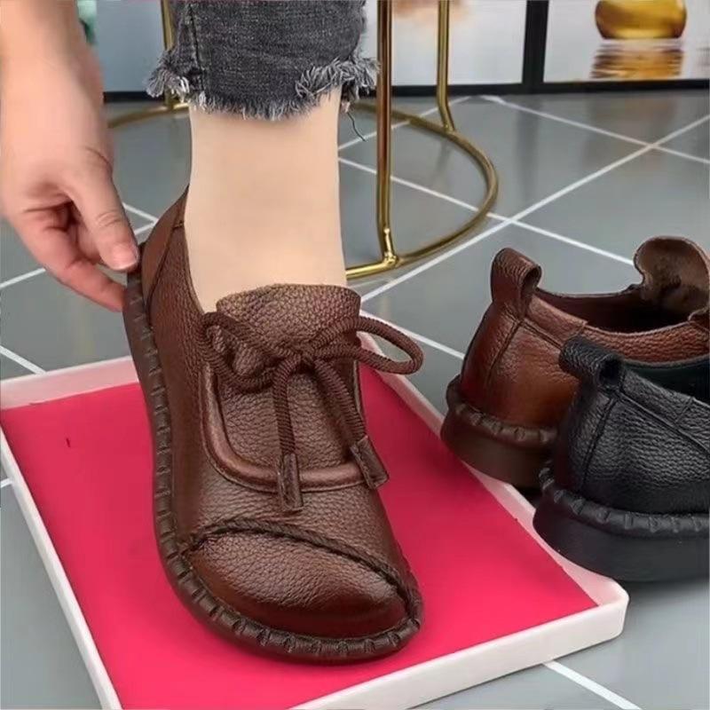 One-pedal Soft Leather Soft-soled Lace-up Mother Shoes Middle-aged and Elderly Flat-heeled Comfortable Single Shoes 2025 Autumn New Small Leather Shoe