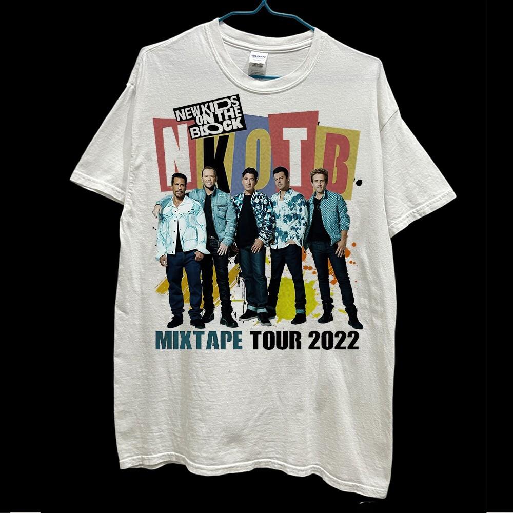

New New Kids On The Block Unisex Unisex All Size 11D822 Unisex T-Shirt M