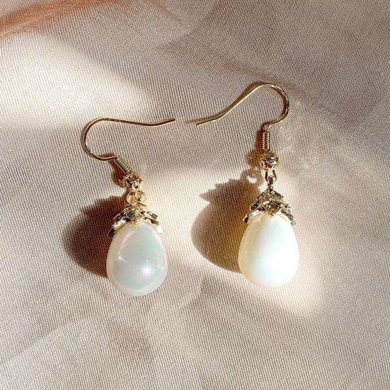 1 Pair Faux Pearl Hook Earrings Vintage Elegant Luxury Temperament Golden Short Long Tassel Women Dangling Drop Earrings Jewelry Accessories