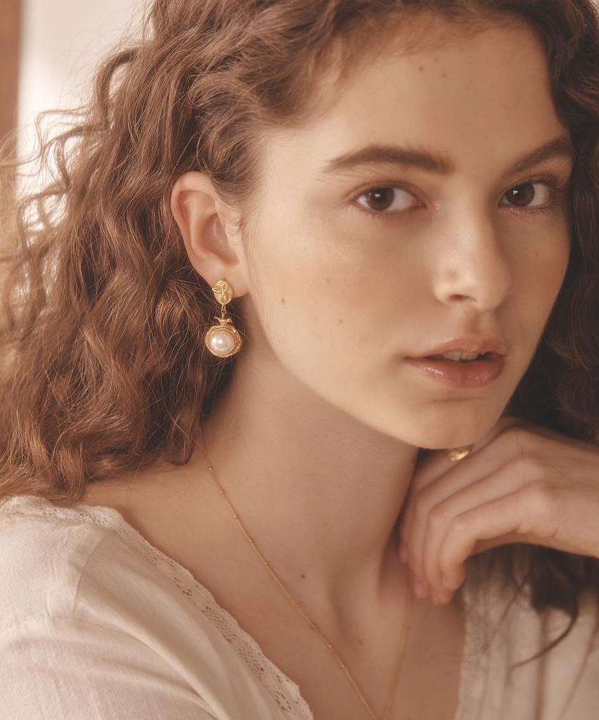 Iris Forest Pearl Bird Earrings _01