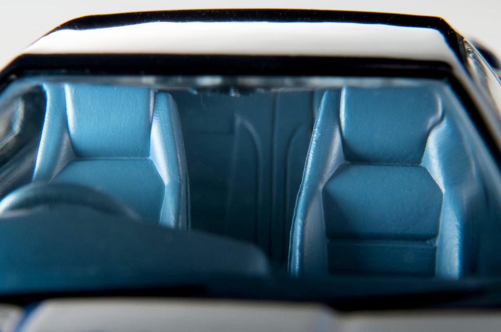 Tomica Limited Vintage Neo Toyota Supra GT Twin Turbo Tmavě modrá 87. rok Hotový výrobek LV-N106f 2.0