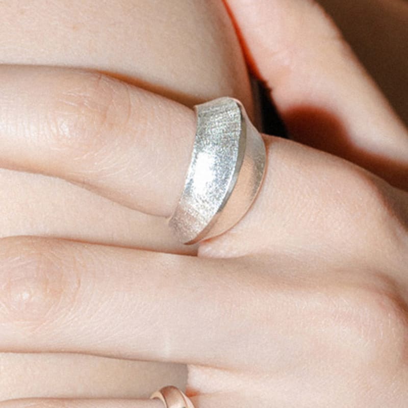 synesthetic pcs Poise Ring (bold)