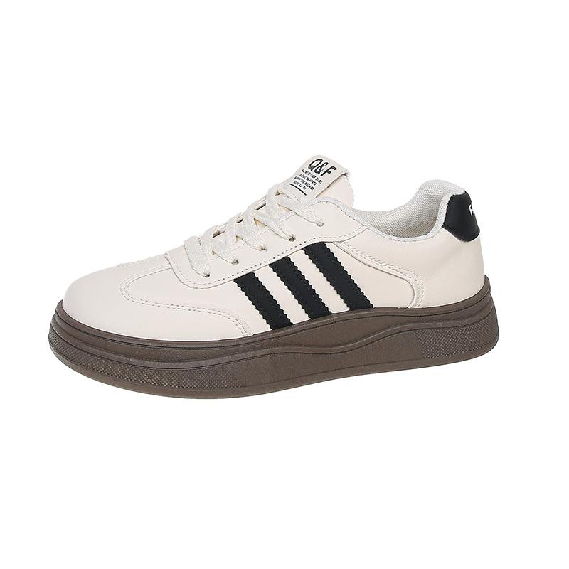 Spring Internet celebrities with the same breathable flat white shoes women's 2025 new popular autumn versatile niche women's shoes