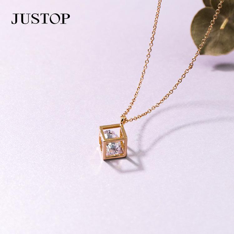 Light Luxury Versatile Fashion Love Cube Zircon Square Pendant Necklace High-end Collarbone Chain Women's Jewelry