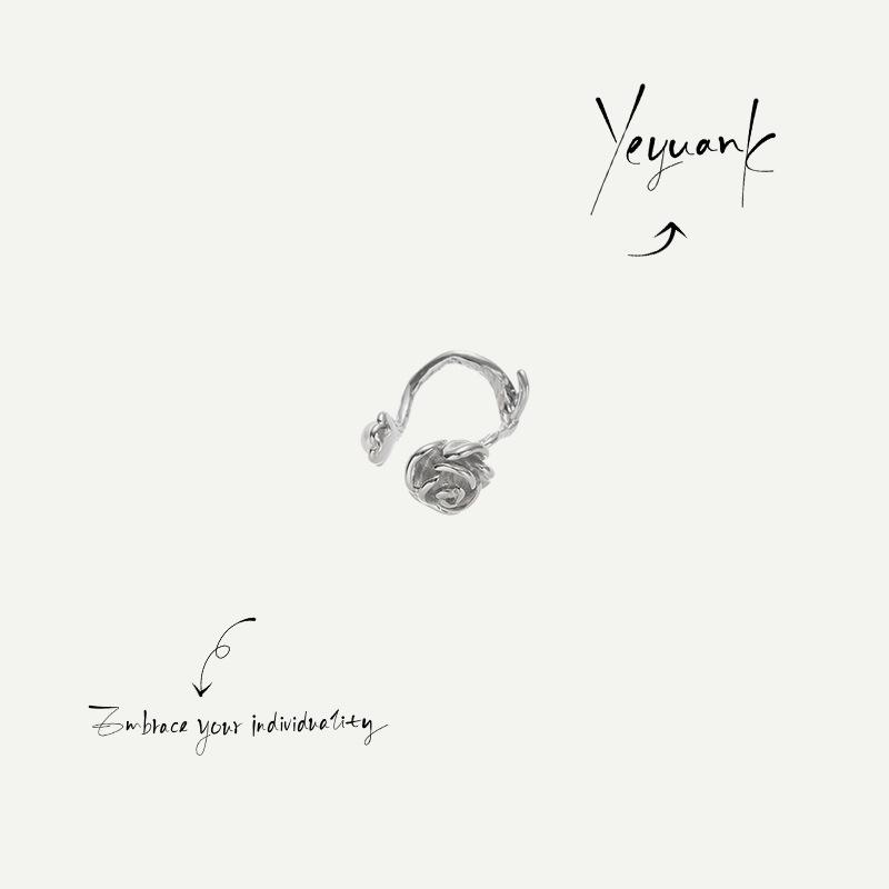 

Nohara Aoi Elegant Rose Glass Bead Non-Pierced Ear Clips