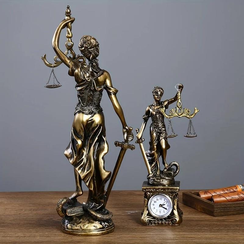 European Style Creative Retro Home Imitation Copper Goddess of Justice Ornament Decoration Living Room Office Desk Ornament 1PCS