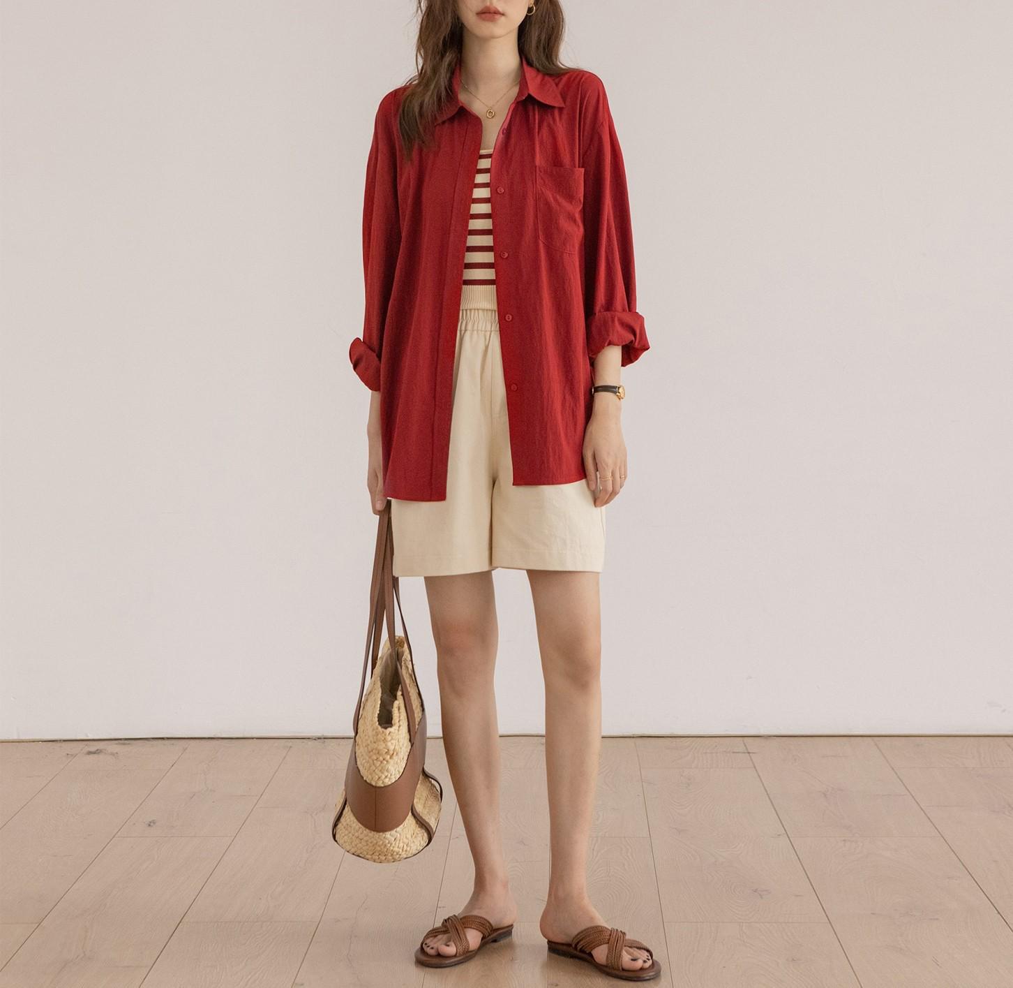 

Женская свободная плиссированная рубашка с длинным рукавом - Весенне-летний нишевый дизайн с лацканами, солнцезащитный топ Extra Large красный