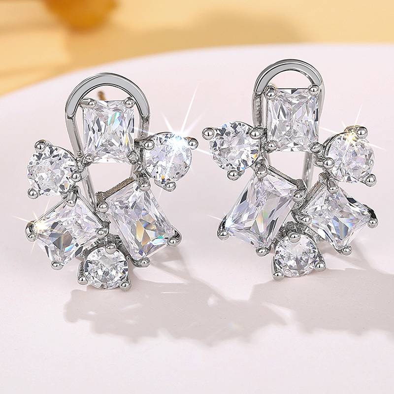 

Huitan Aesthetic Flower Design Women Stud Earrings Elegant Fresh Style Wedding Lady Accessories Trendy Daily Zircon with CZ