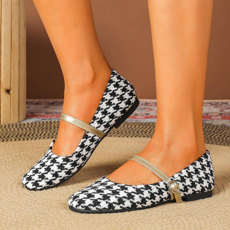 Fashion Flat Shoes for Women 2025 Spring and Autumn Mary Jane Women French Flat Shallow Ladies Shoes Plus Size Women's Shoes 42 43 44