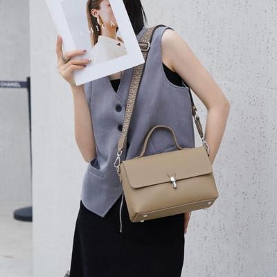 Leather Women's Bag Messenger Bag First Layer Cowhide Shoulder Bag Versatile Commuter Bag Niche Bag