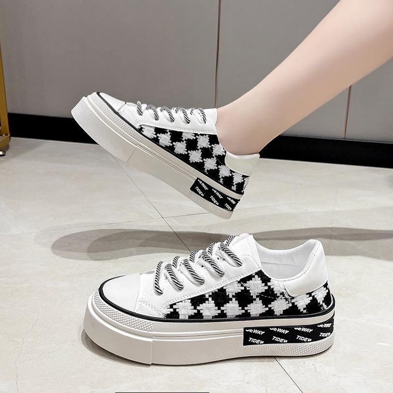 Retro Kleine Weiße Schuhe Damen Frühling und Herbst Neue Ins Trendy Plateau Plaid Vielseitige Sport- und Freizeit-Boardschuhe