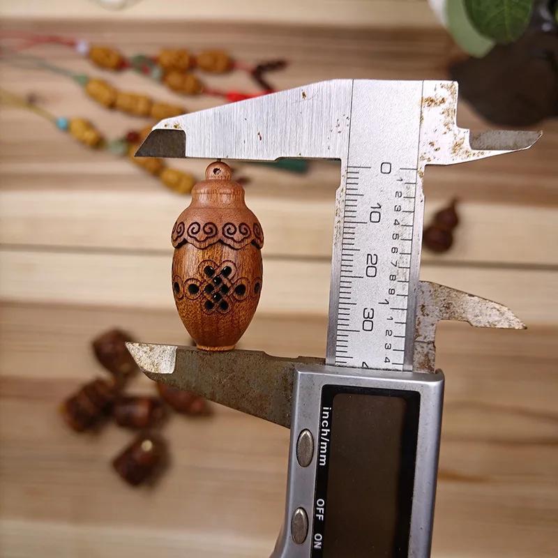 Wood Hollow Carved Aromatherapy Bottle Mini Vase Pagoda Car Hanging Decoration Fragrance Diffuser Bottle Sealed Jar Pendant