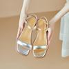Exquisite and high-end golden flat-soled sandals for women's 2025 new summer models with beef tendons and soft soles are versatile and not tiring.
