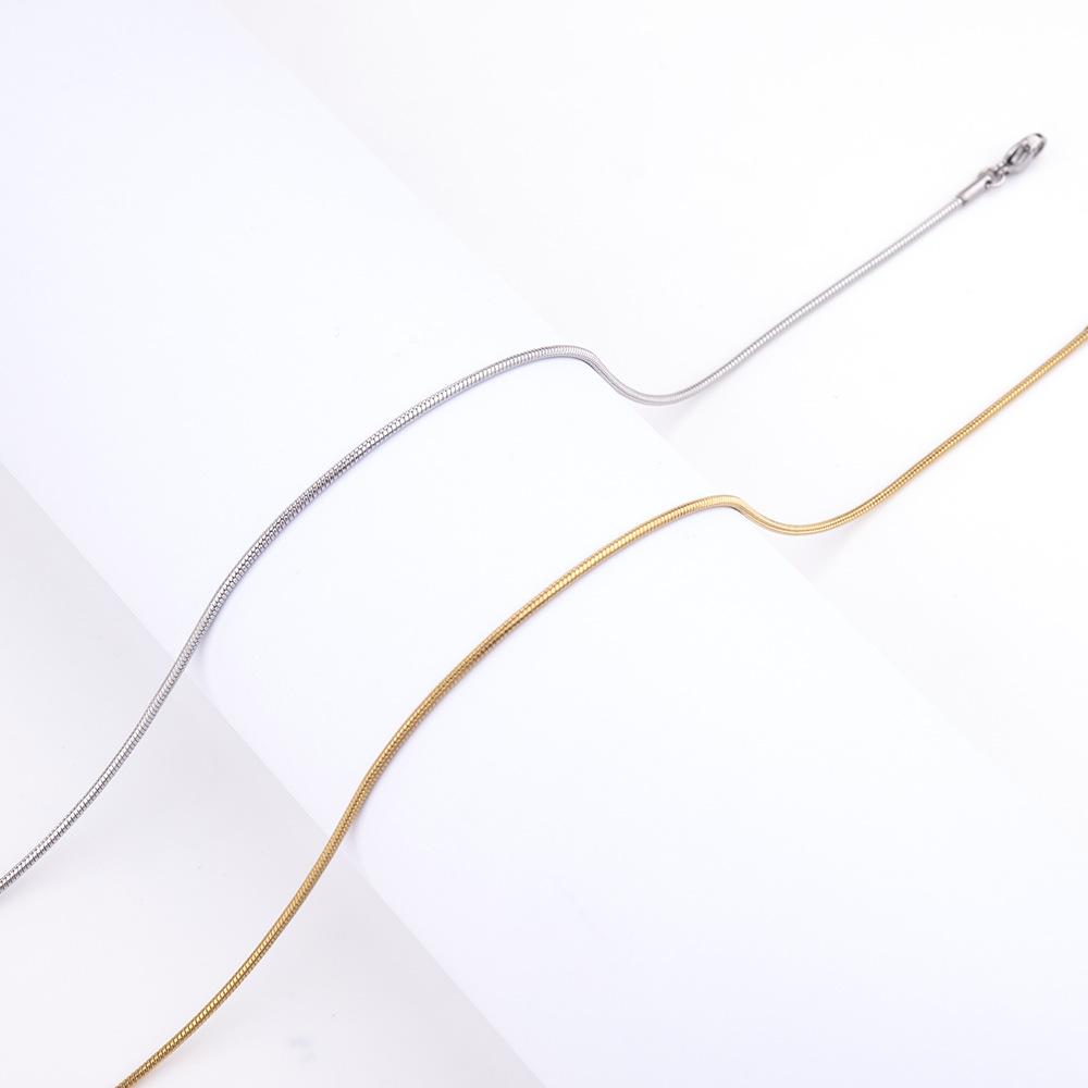 Chaîne serpent ronde en acier inoxydable, chaîne en os de serpent, collier en acier titane à ressort, chaîne de clavicule simple et personnalisée