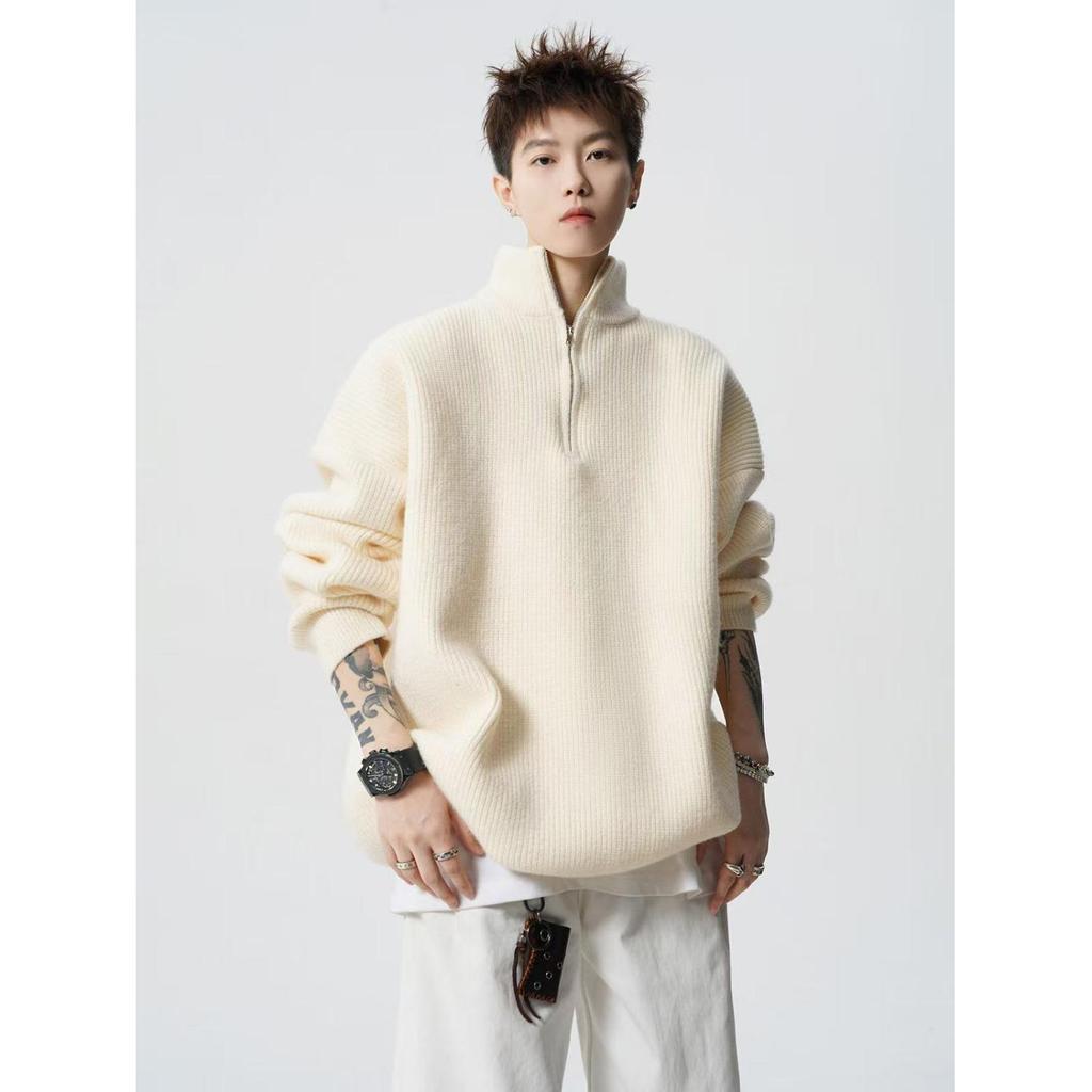 Men's High-Neck Half-Zip Loose Knit Sweater - Retro Style, Solid Color, Versatile for Autumn/Winter.