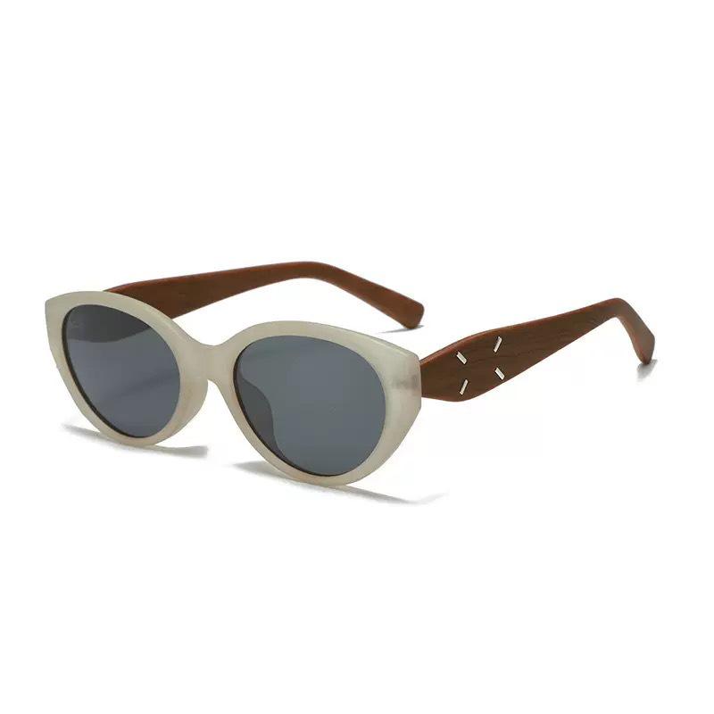 Retro European & American Cat-Eye Sunglasses - UV Protected Imitation Wood Grain for Women & Men