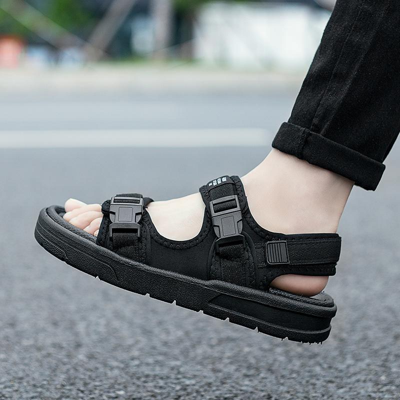 Summer Men's Sandals Comfortable and Lightweight Hook Loop Men Roman Shoes Outdoor Non-Slip Beach Sandals Flip Flop Sandals