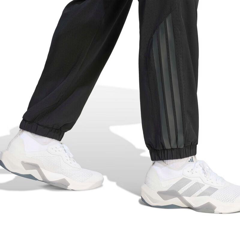 adidas Herren gewebte lässige Sporthose KT3131